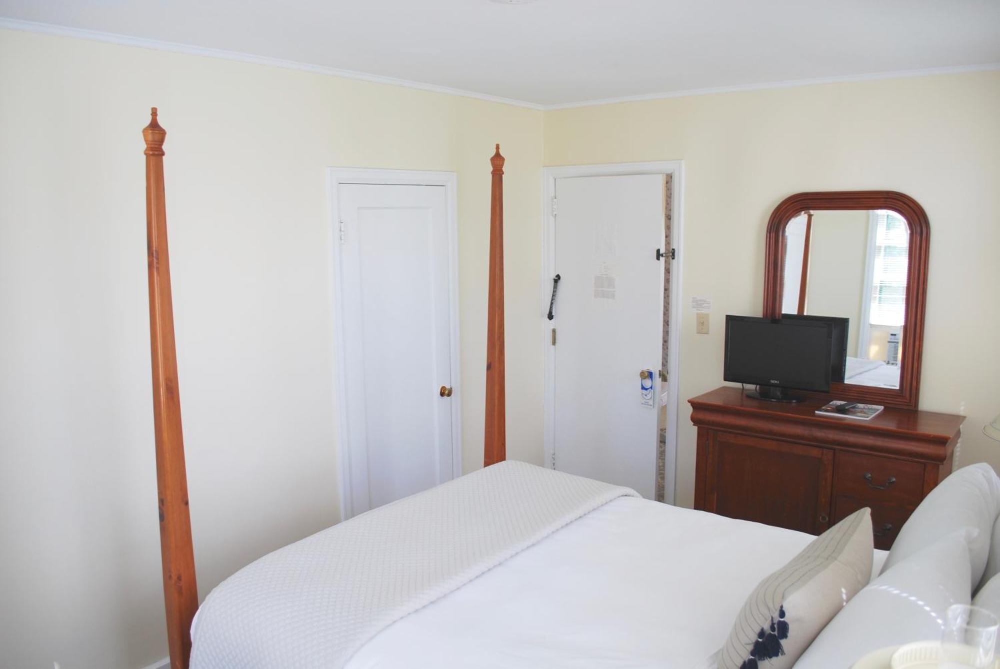 Anne'S Washington Inn (Adults Only) Саратога-Спрингс Номер фото